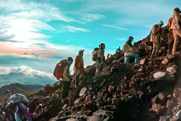Solidaritas dan Kebersamaan dalam Komunitas Pendaki Gunung Slamet