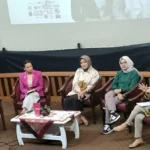 Pemberdayaan Perempuan melalui Komunitas Akar Rumput