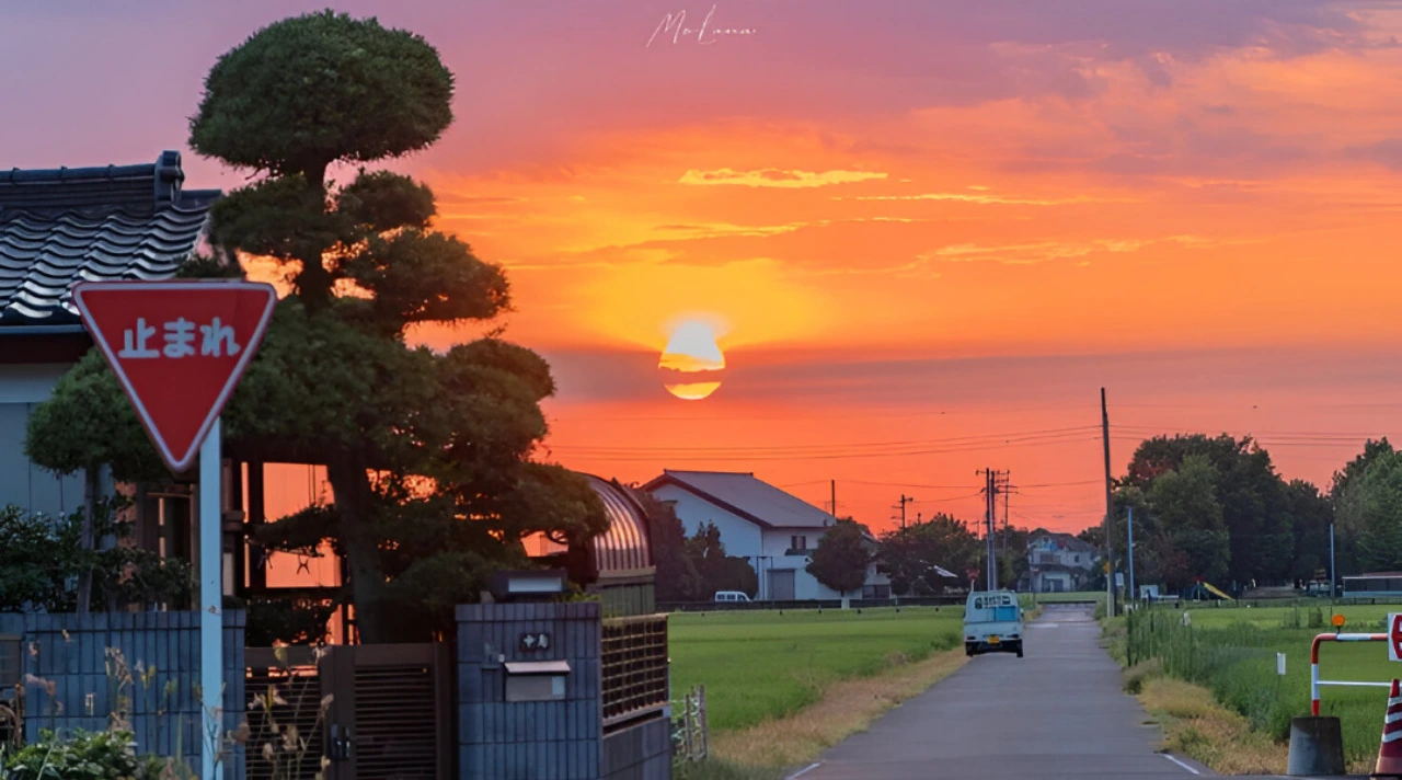 Senja di Sudut Kota, Antara Riuh dan Sunyi
