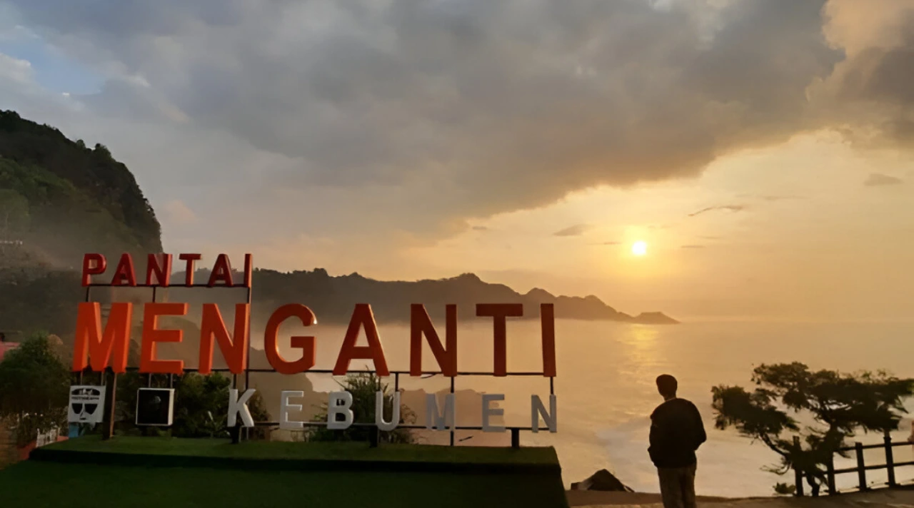 Solo Traveling ke Pantai Menganti Kebumen