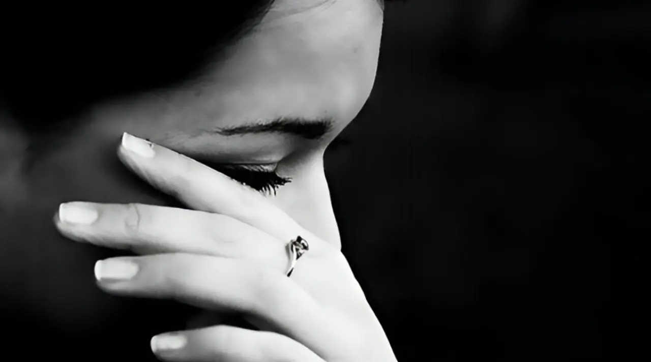 Tubuh yang Saling Menolong, Manusia yang Saling Melupakan